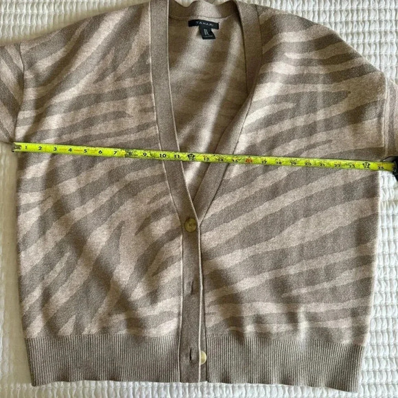 NWT TAHARI 2 piece set top animal print cardigan and top, size 1x - Picture 6 of 12